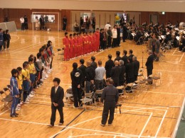 開会式 玉津中学校の生徒さんたちによる両国国歌の演奏で幕が開きました。