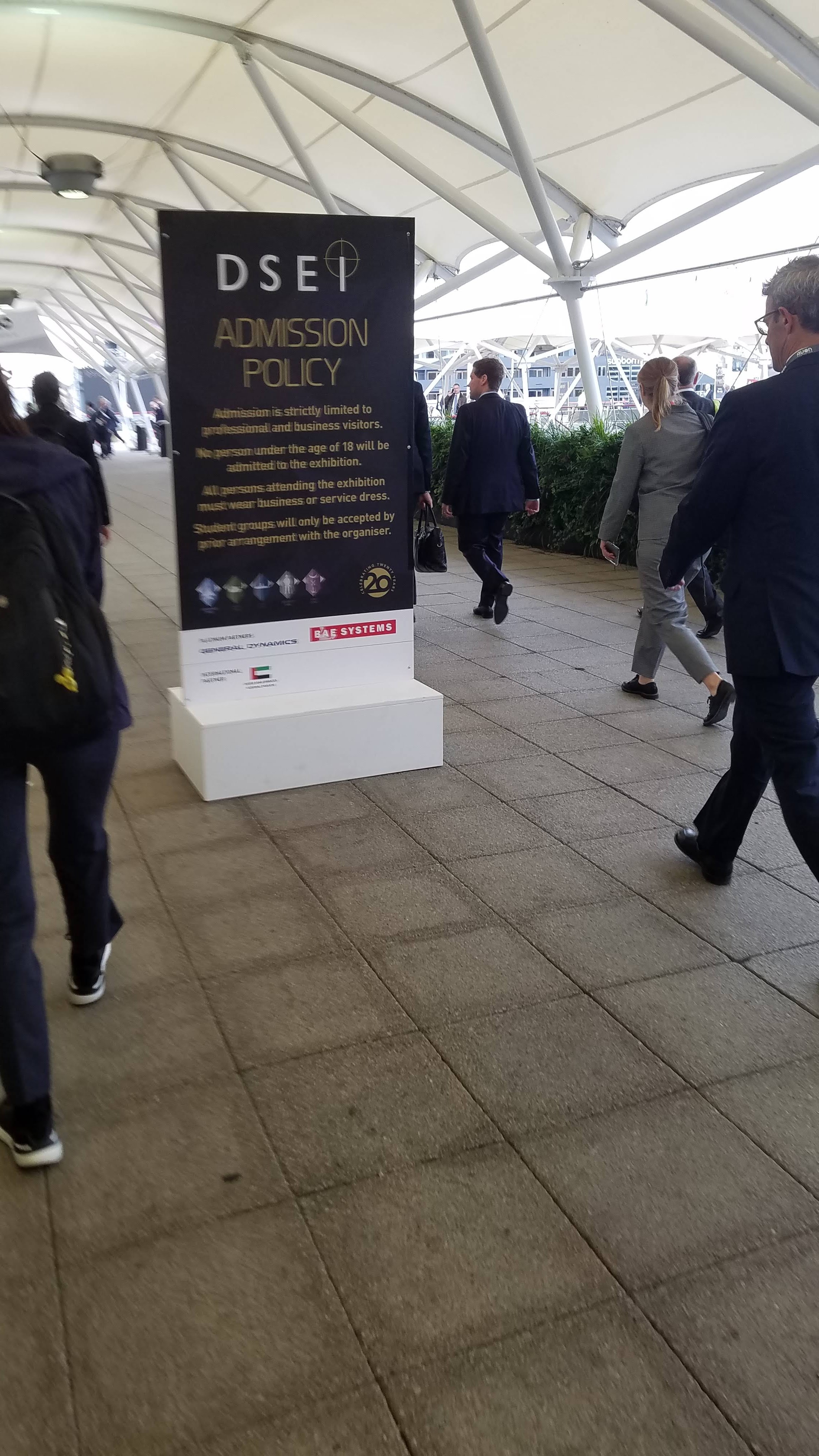 ロンドン（DSEI　ADMISSION　POLICY）視察